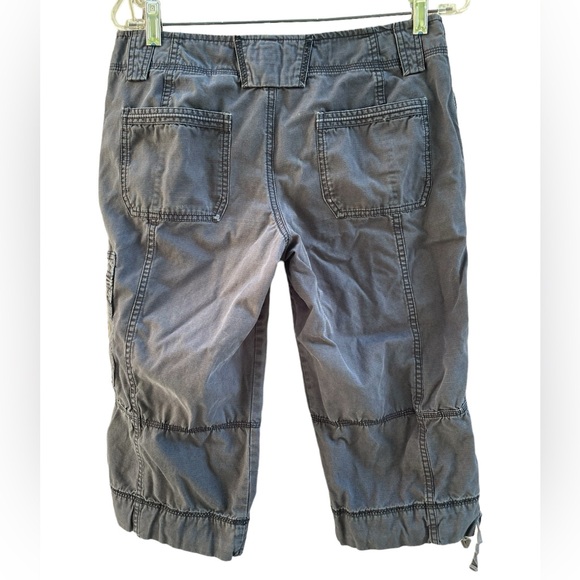 Eddie Bauer Cargo Capris Dark Steel Gray Size 6 Petite - Picture 3 of 10